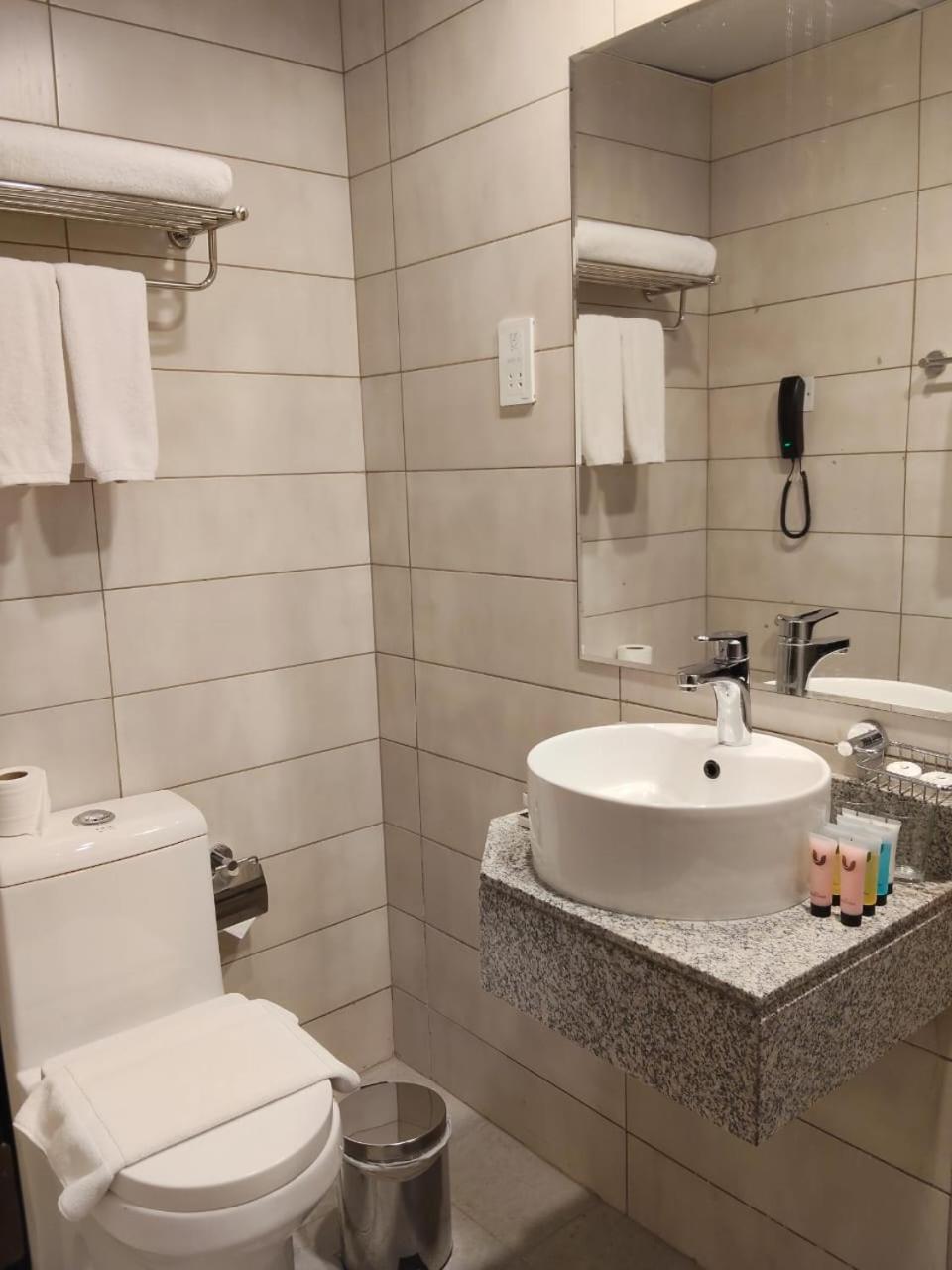 Vogo Grand Hotel Formerly Best Western Plus Hotel Dubai Academic City 객실 사진